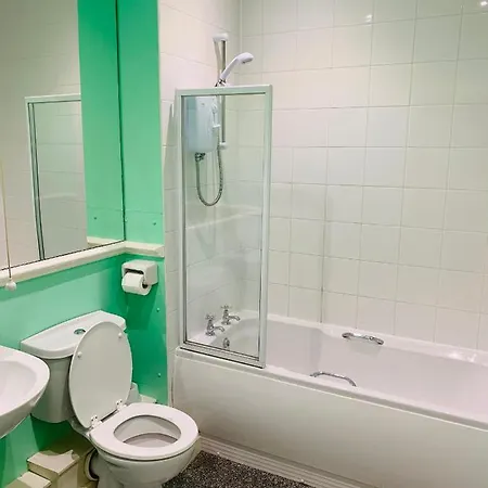 The Slipway וויטבי